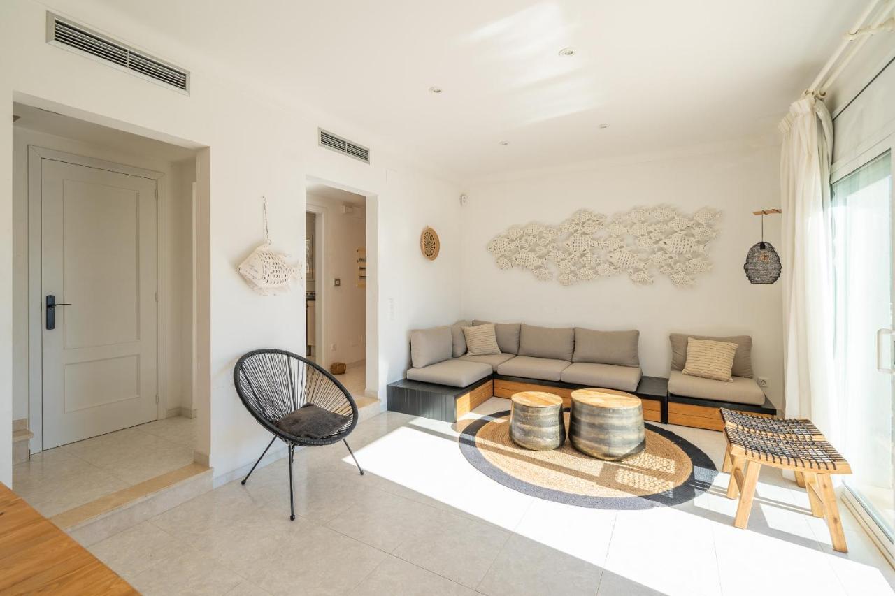 Villa Brisa L' Escala Bagian luar foto